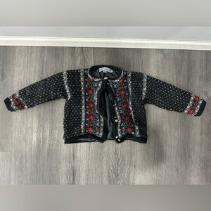 Icelandic design girls wool sweater size medium - new and never used